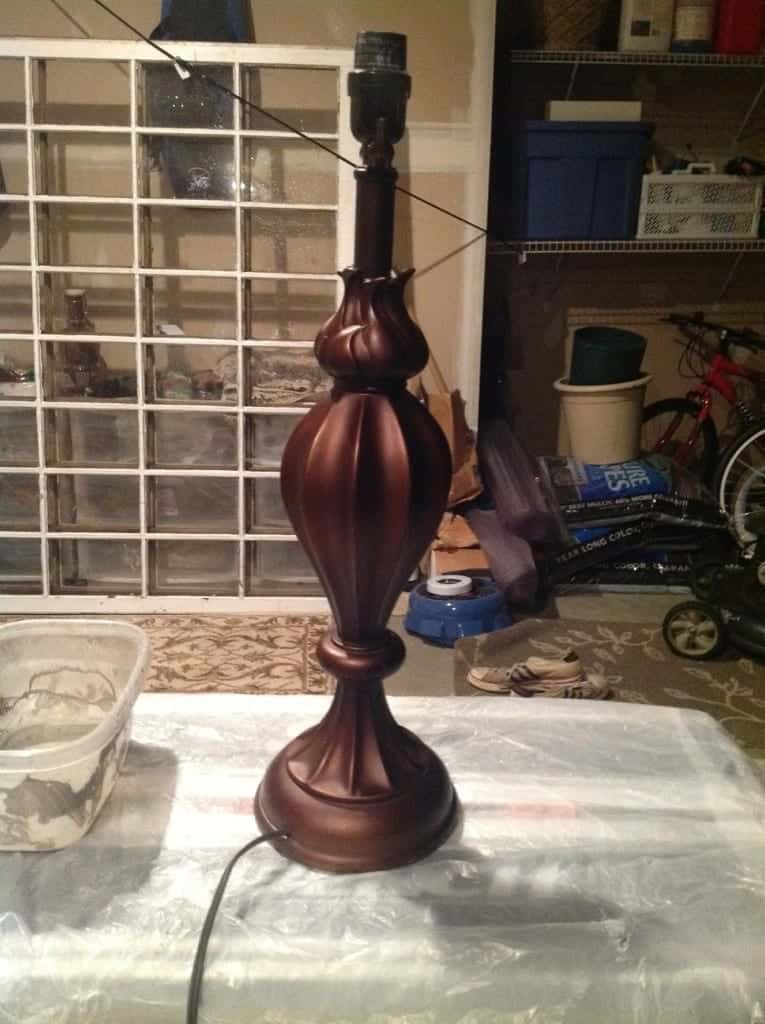DIY Painting a Metal Lamp
