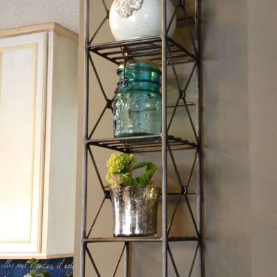 Upcycling: CD Tower as a Shelf
