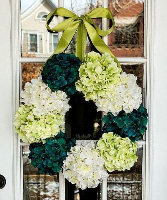 How to make a hydrangea wreath - from It All Started With Paint