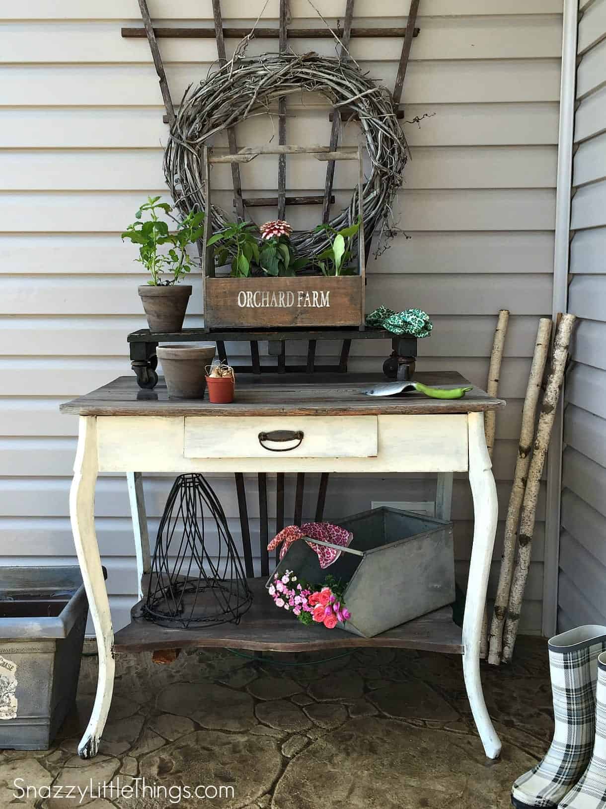 Front Porch Potting Table @Snazzylittlethings