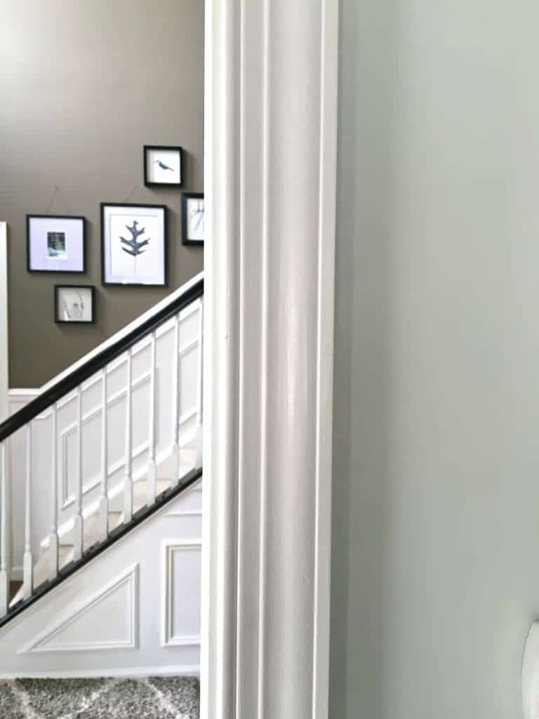 Interior-Paint-Projects-White-Trim-by-SnazzyLittleThings-768x1024