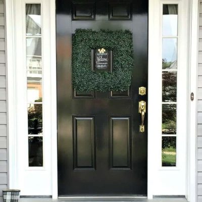 Glossy-Black-Front-Door-snazzylittlethings-817x1024