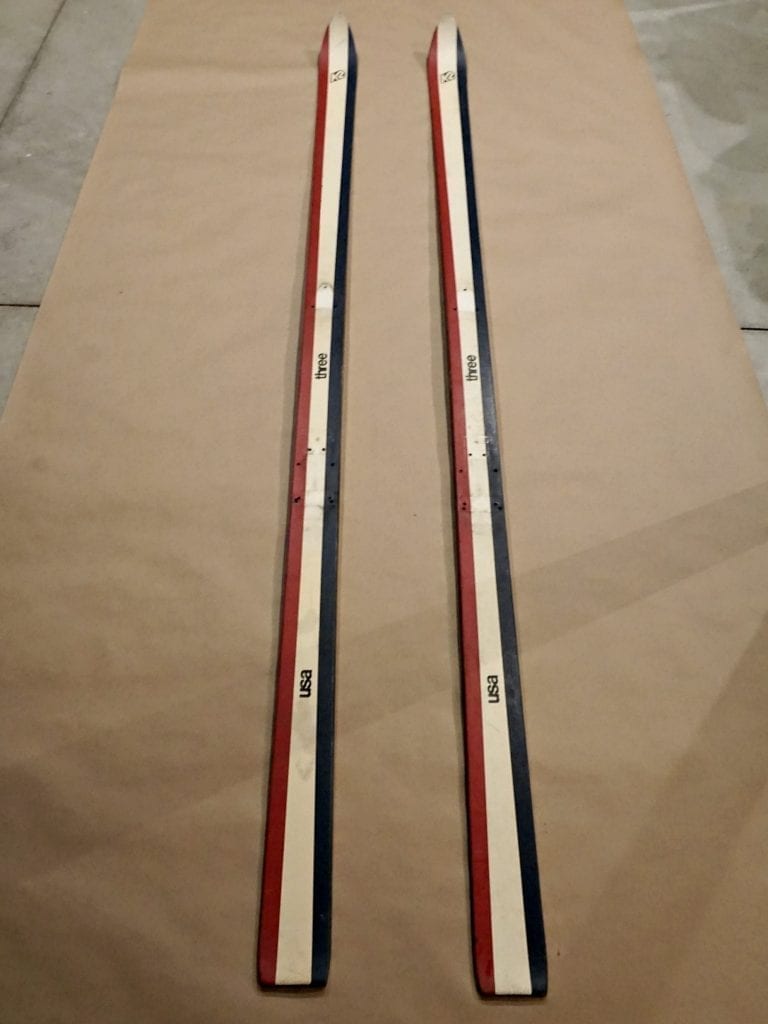 diy-faux-wood-skis-before-picture