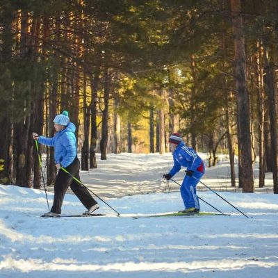 warm cozy winter vacation ideas get outdoors