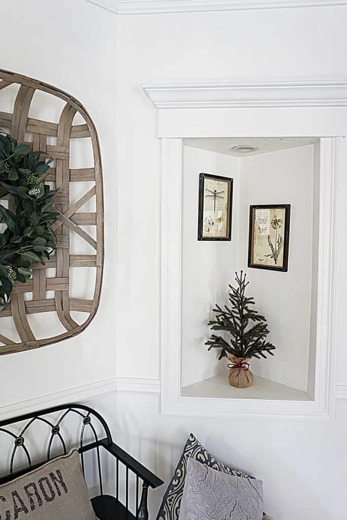 Foyer Upgrade Using Fypon View of Alcove and Basket