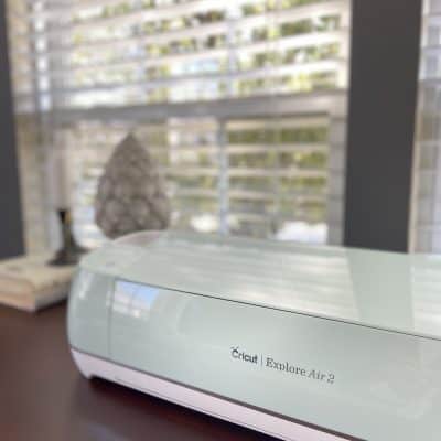 Beginners Guide to a Cricut Explore Air 2 Machine Close Up