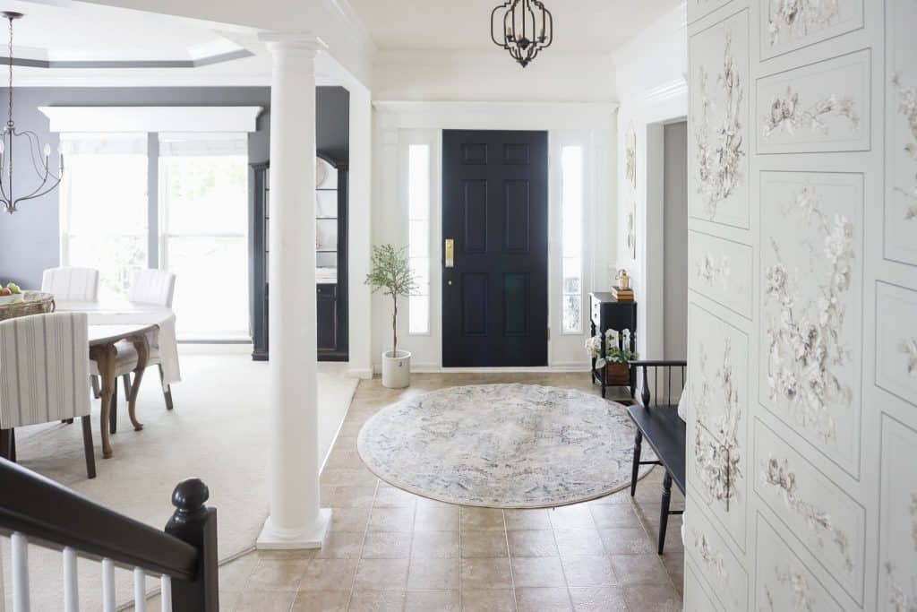 21 Round Rugs For Every Budget Snazzy, What Size Round Rug For Entryway