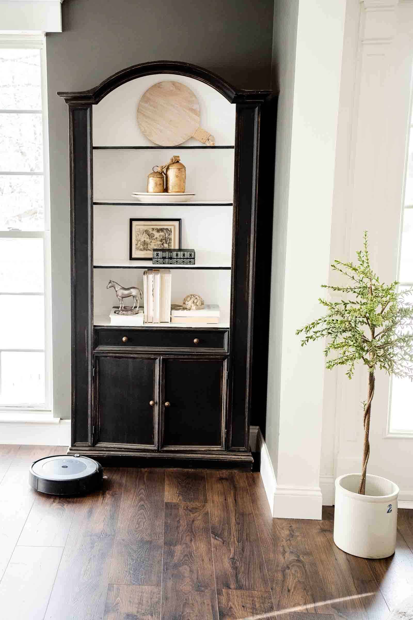 Laminate floor cleaning with a Roomba