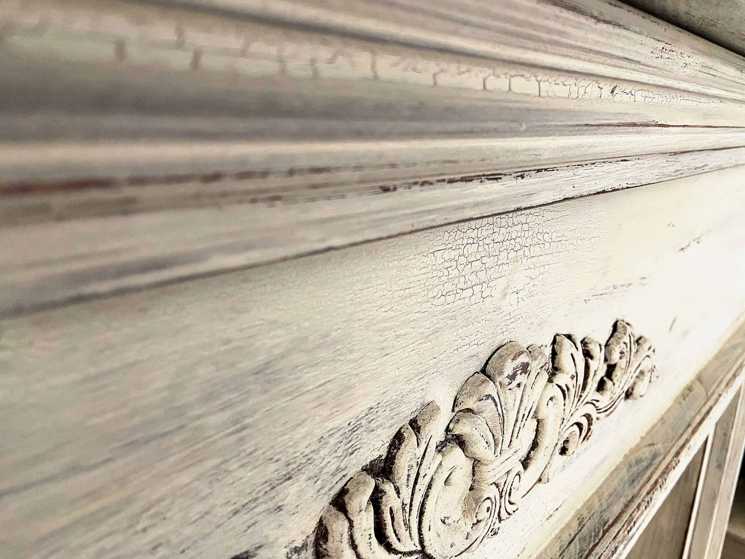 Milk Paint Basics for Beginners Up Close of Chippy effect by snazzy little things